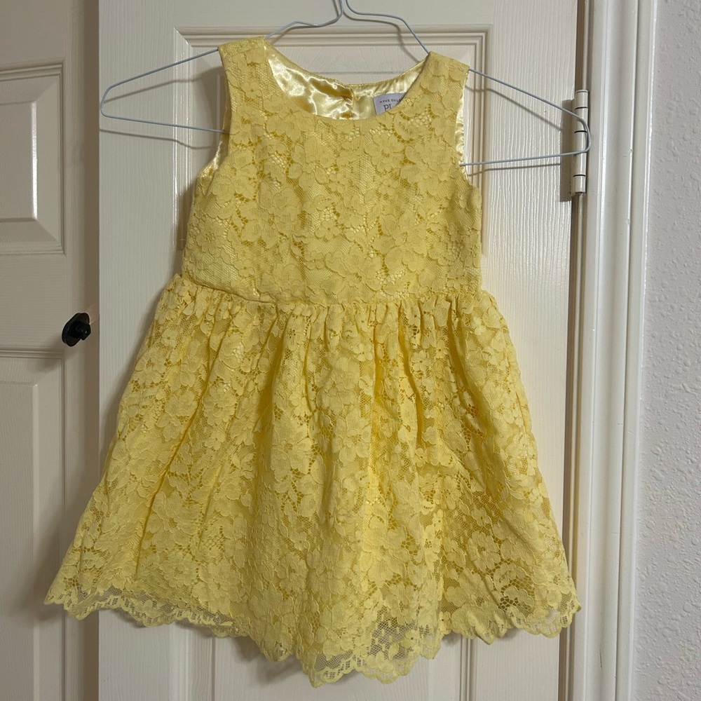 Yellow lace dress. Childrens place . Size 4t. Perfect for Easter or spring!